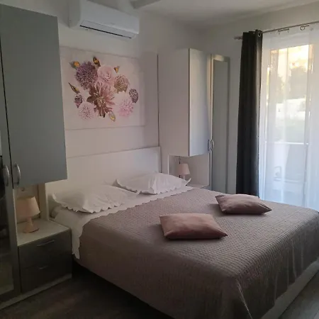Apartman Olivera *